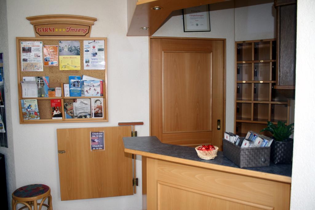 Hostel Imseng Saas Fee Rum bild