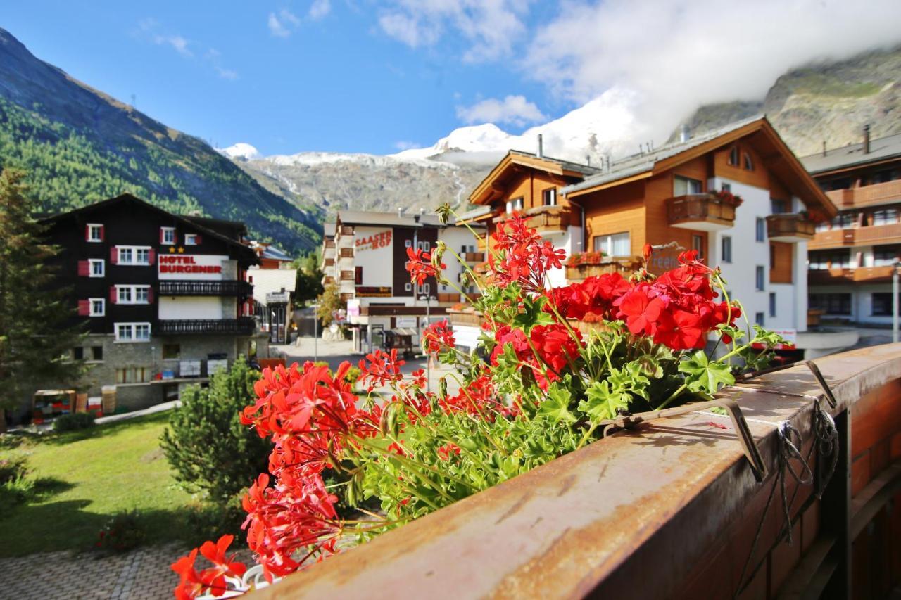 Hostel Imseng Saas Fee Exteriör bild