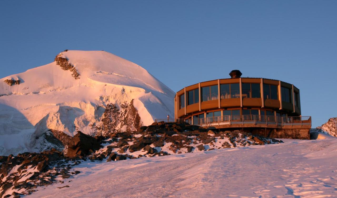 Hostel Imseng Saas Fee Exteriör bild